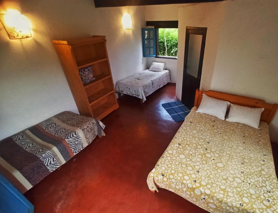 La Chaumiere Ampefy Hotel Buitenkant foto